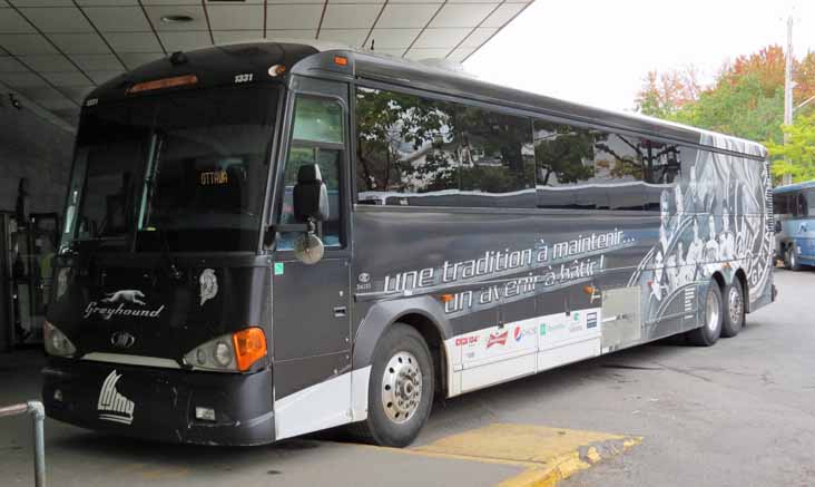 Greyhound Canada MCI D4505 1331